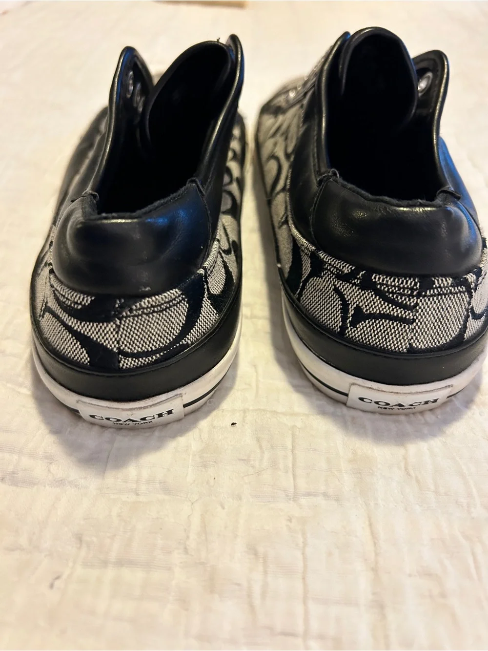 Coach Signature Slip-On Sneakers Size 8.5 Black Canvas Logo Shoes Women’s
